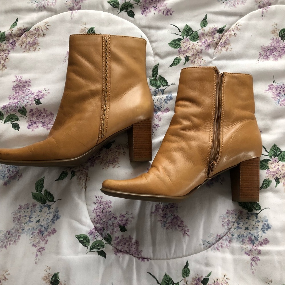 Woman’s St John Bay High Ankle Boots